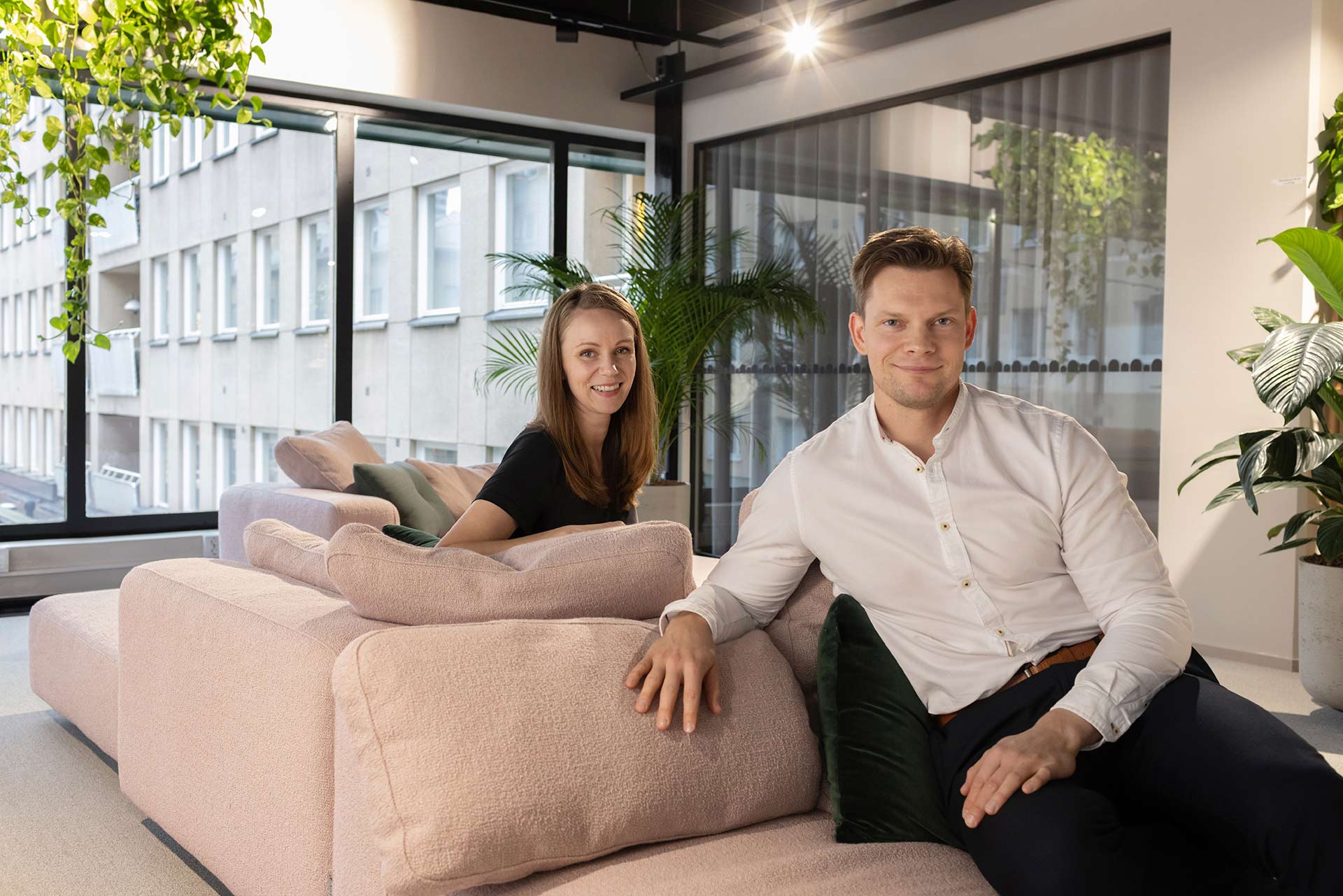 Vepsalainen-Business_Työpaikka-kuin-keidas_Paytrailin-Tampereen-toimiston-sisustus-lisää-työhyvinvointia_6.jpg