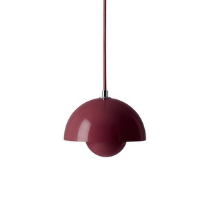 Flowerpot VP10 -riippuvalaisin, dark plum, ⌀ 16 cm Flowerpot VP10 -riippuvalaisin, dark plum, ⌀ 16 cm