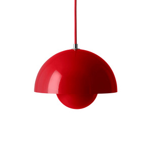 Flowerpot VP1 -riippuvalaisin, vermilion red, ⌀ 23 cm Flowerpot VP1 -riippuvalaisin, vermilion red, ⌀ 23 cm