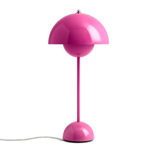 Flowerpot VP3 -pöytävalaisin, tangy pink, ⌀ 23 cm