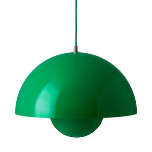 Flowerpot VP7 -riippuvalaisin, signal green, ⌀ 37 cm