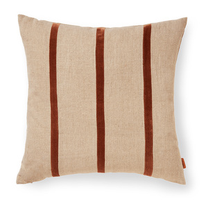 Senti Stripe -tyynynpäällinen, linen / carob brown, 50 x 50 cm