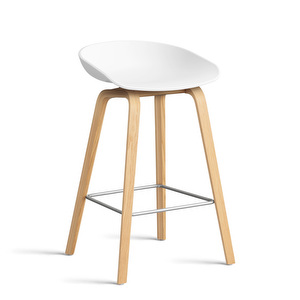 About A Stool AAS 32 -baarijakkara, white / tammi, K 65 cm