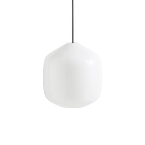 Buoy-riippuvalaisin, valkoinen / soft black, ⌀ 30 cm