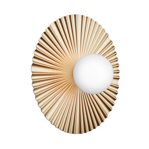 Liila Muuse -seinä/kattovalaisin, kulta / opaali, ⌀ 42 cm