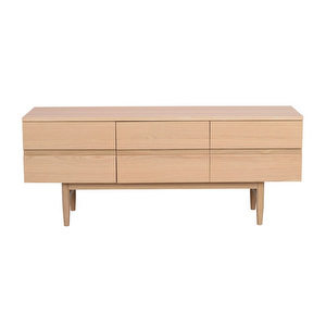 Moresby-tv-taso, valkolakattu tammi, L 135 cm