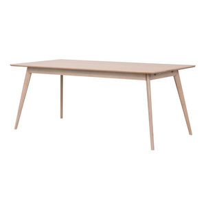 Yumi- jatkettava ruokapöytä, valkolakattu tammi, 90 x 190 cm Yumi- jatkettava ruokapöytä, valkolakattu tammi, 90 x 190 cm