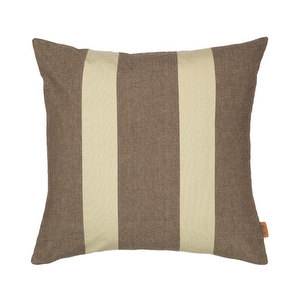 Strand Outdoor -tyynynpäällinen, carob brown/parchment, 50 x 50 cm Strand Outdoor -tyynynpäällinen, carob brown/parchment, 50 x 50 cm