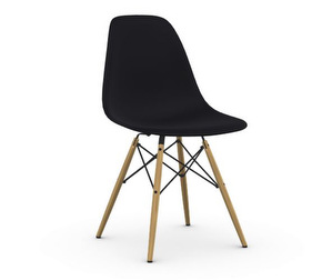 Eames DSW RE -tuoli, deep black/vaalea vaahtera
