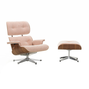 Eames Lounge -nojatuoli ja rahi, pähkinä/Nubia-kangas 07 ivory-peach Eames Lounge -nojatuoli ja rahi, pähkinä/Nubia-kangas 07 ivory-peach
